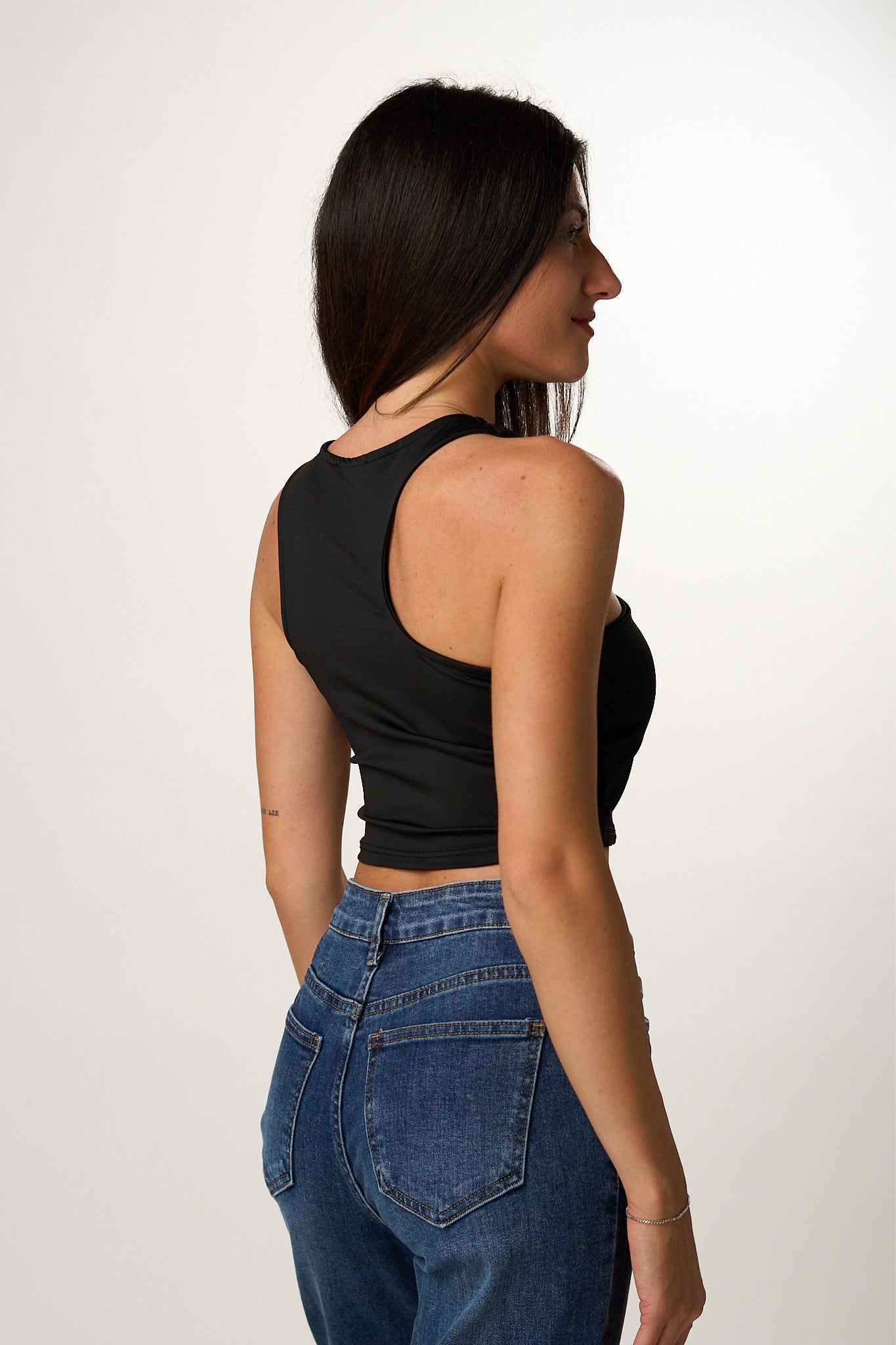 Top Cut Out
