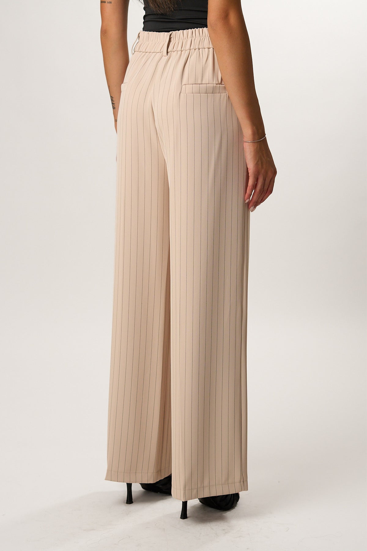 #color_beige
