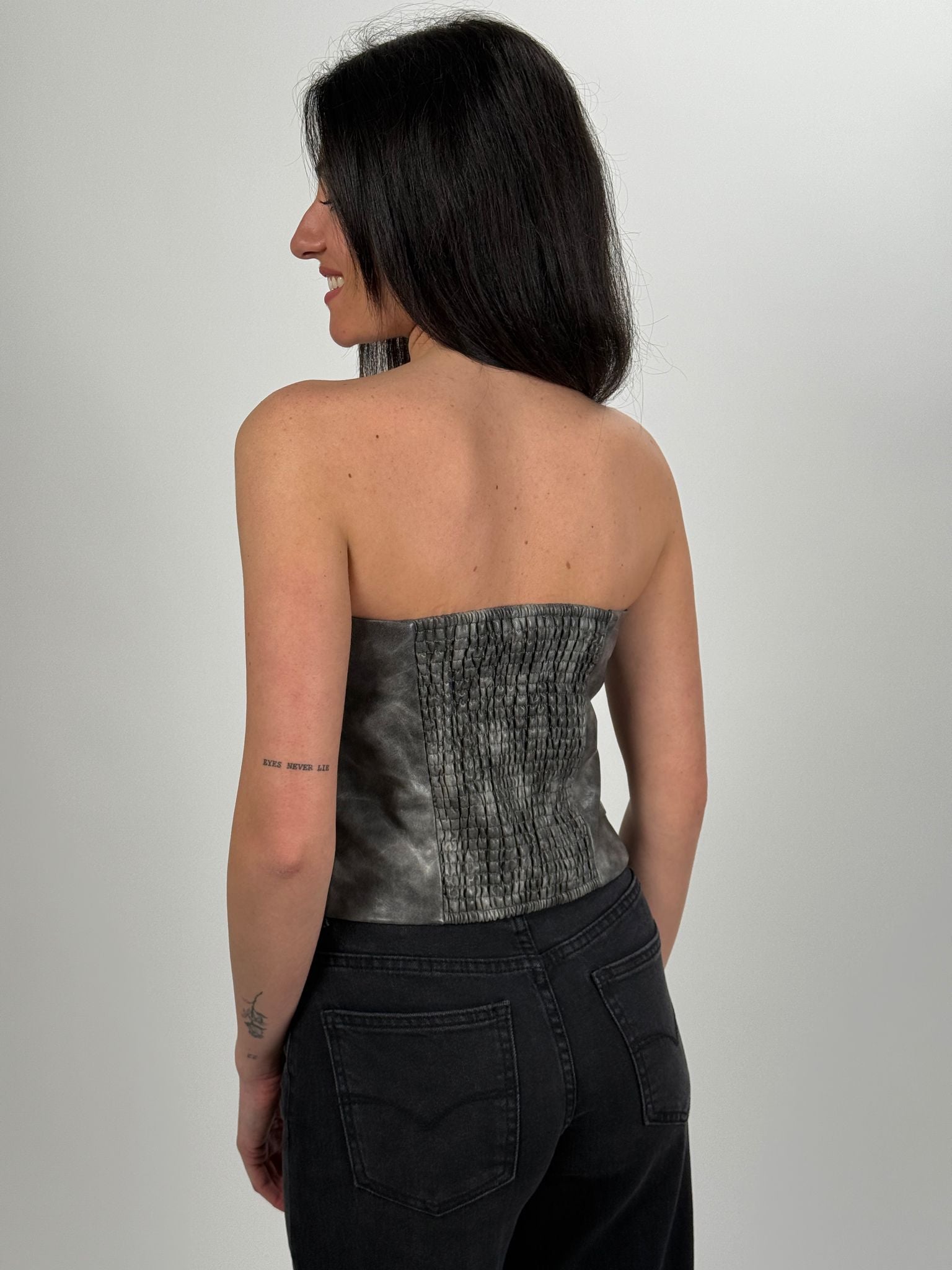 Top Mia Lumina