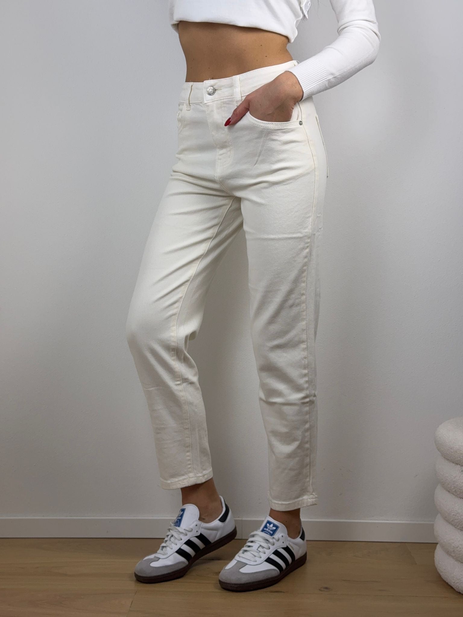 Jeans Momfit Panna