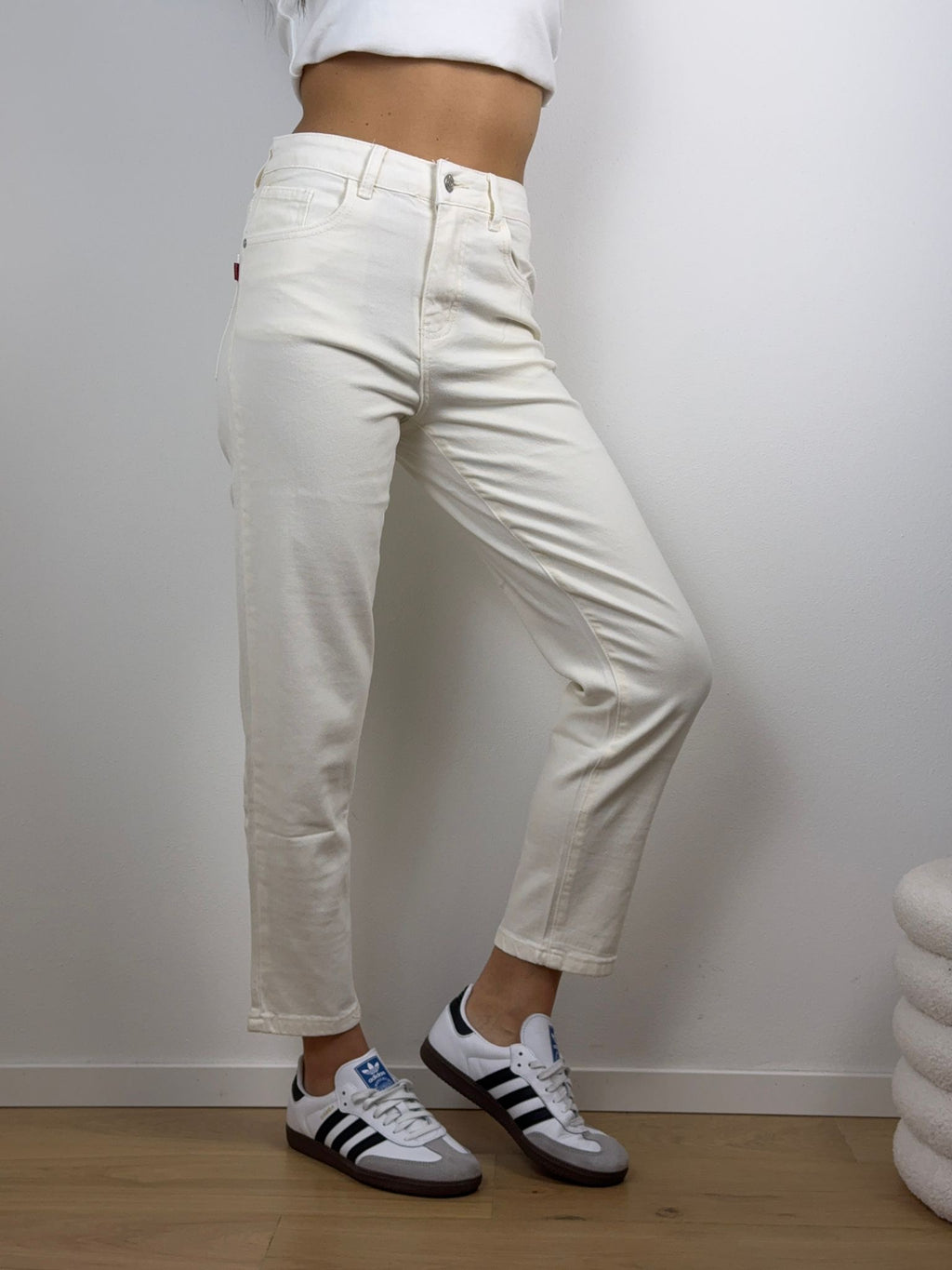 Jeans Momfit Panna