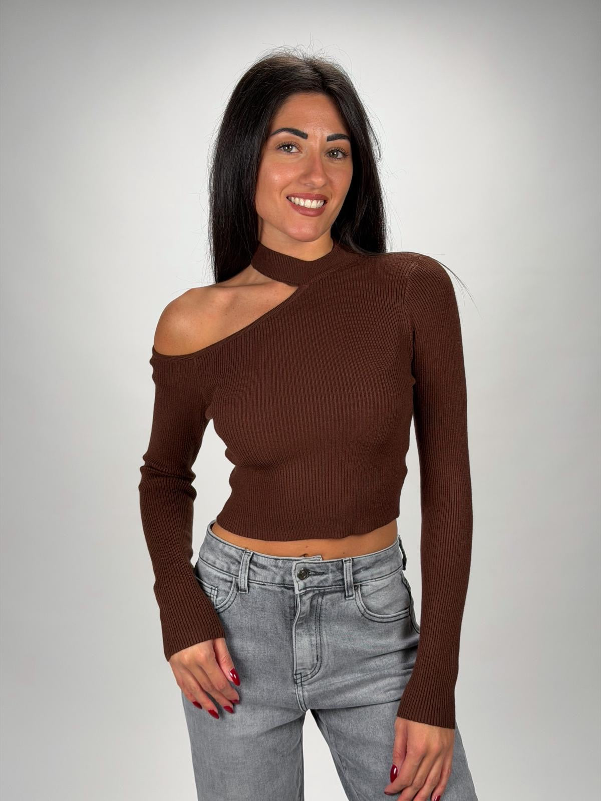 Pullover Cut Out