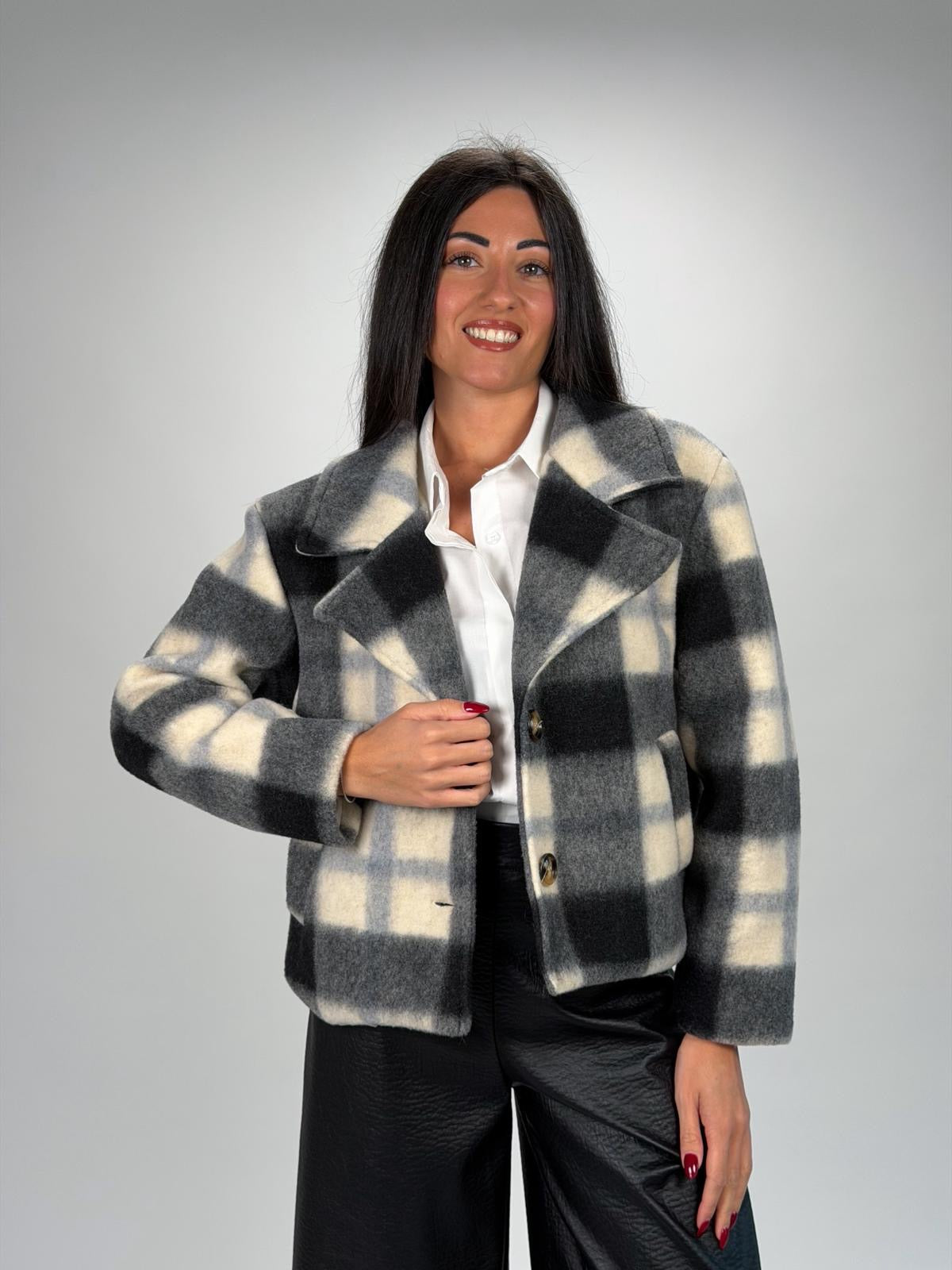 Cappotto Quadri Corto