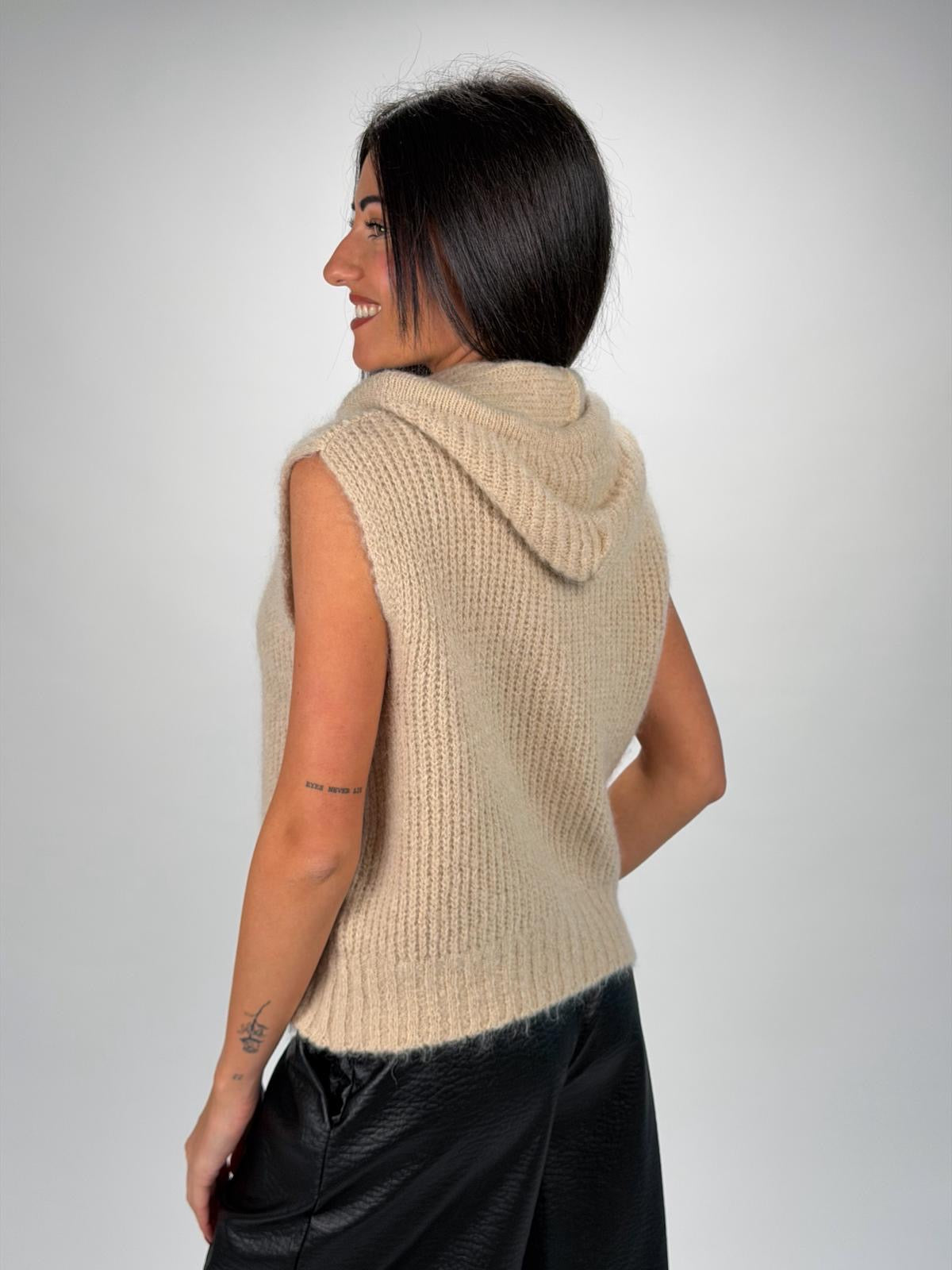 Pullover con Cappuccio