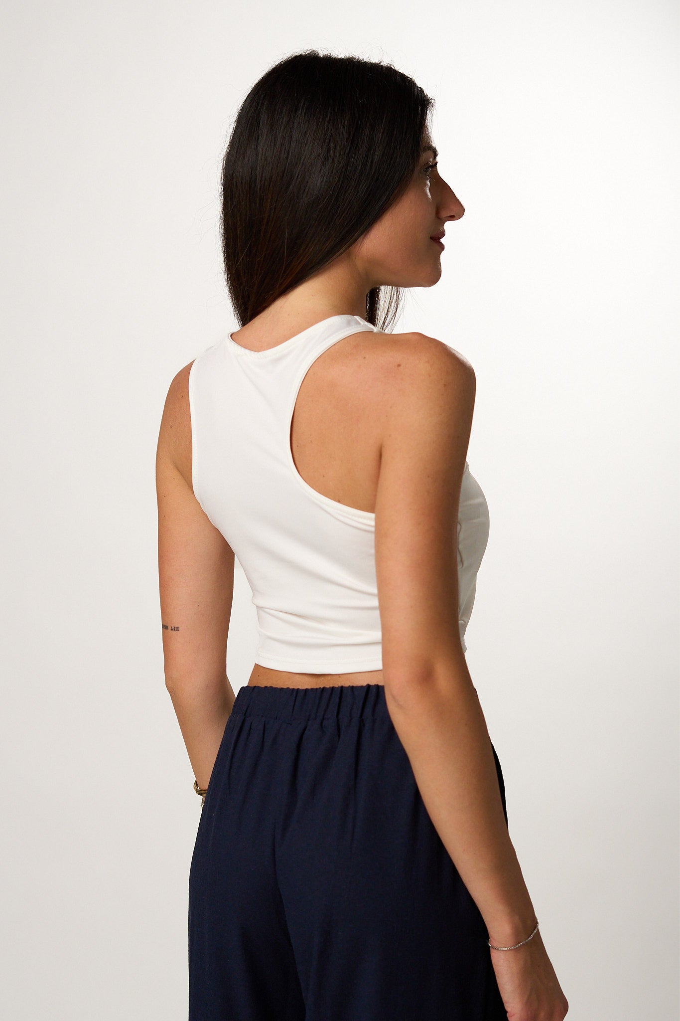 Top Cut Out