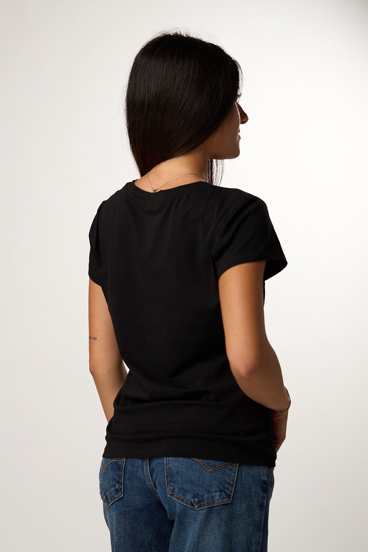 #colore_nero