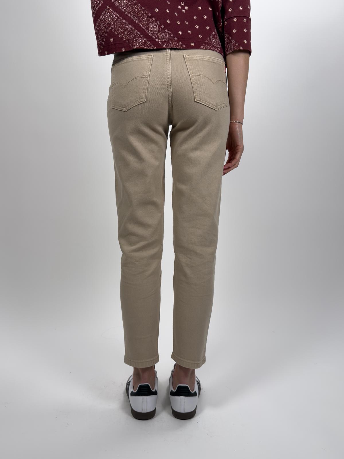 Jeans Momfit Nocciola